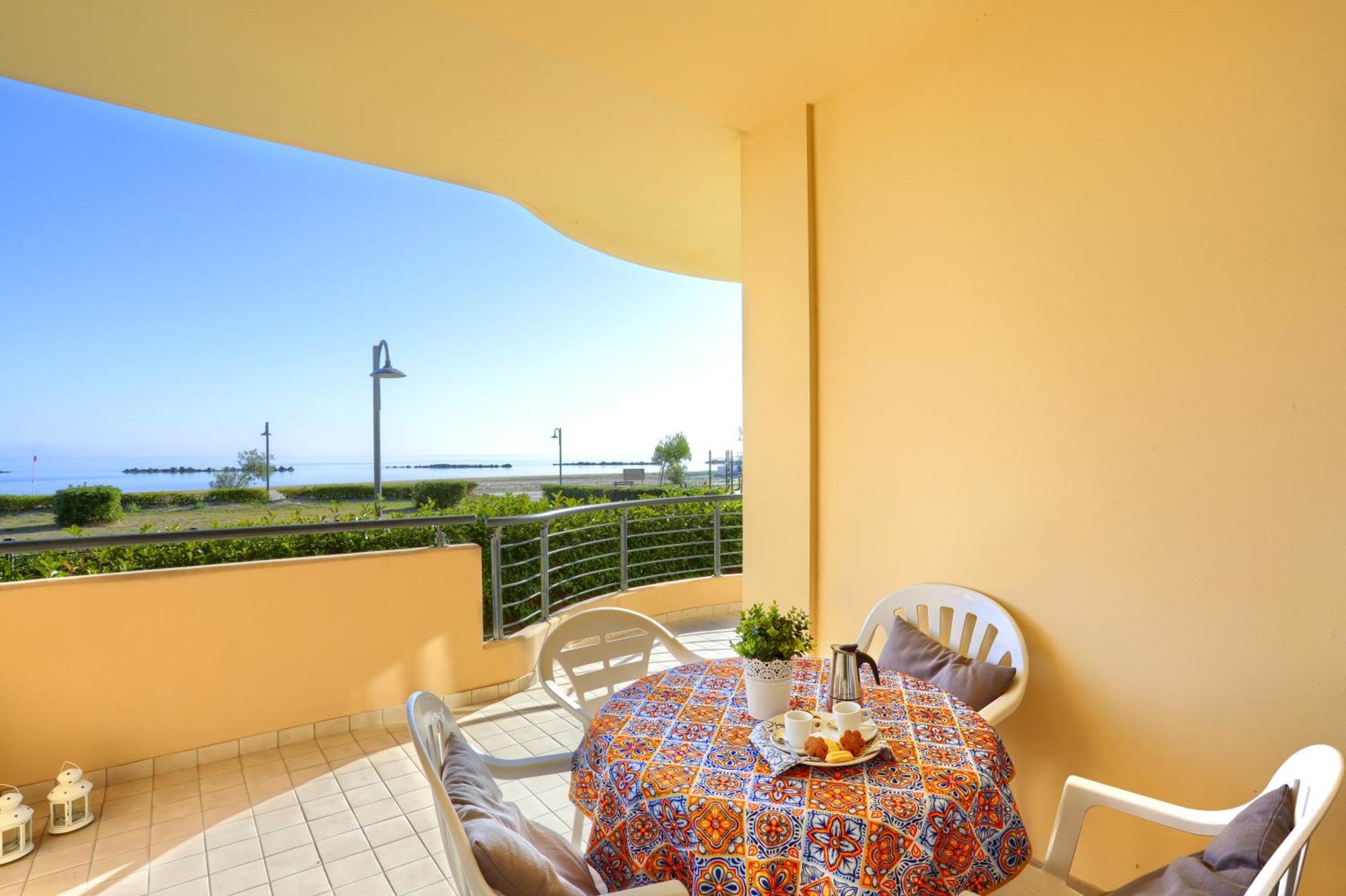 Mazzarosa Residence Roseto Degli Abruzzi Dış mekan fotoğraf