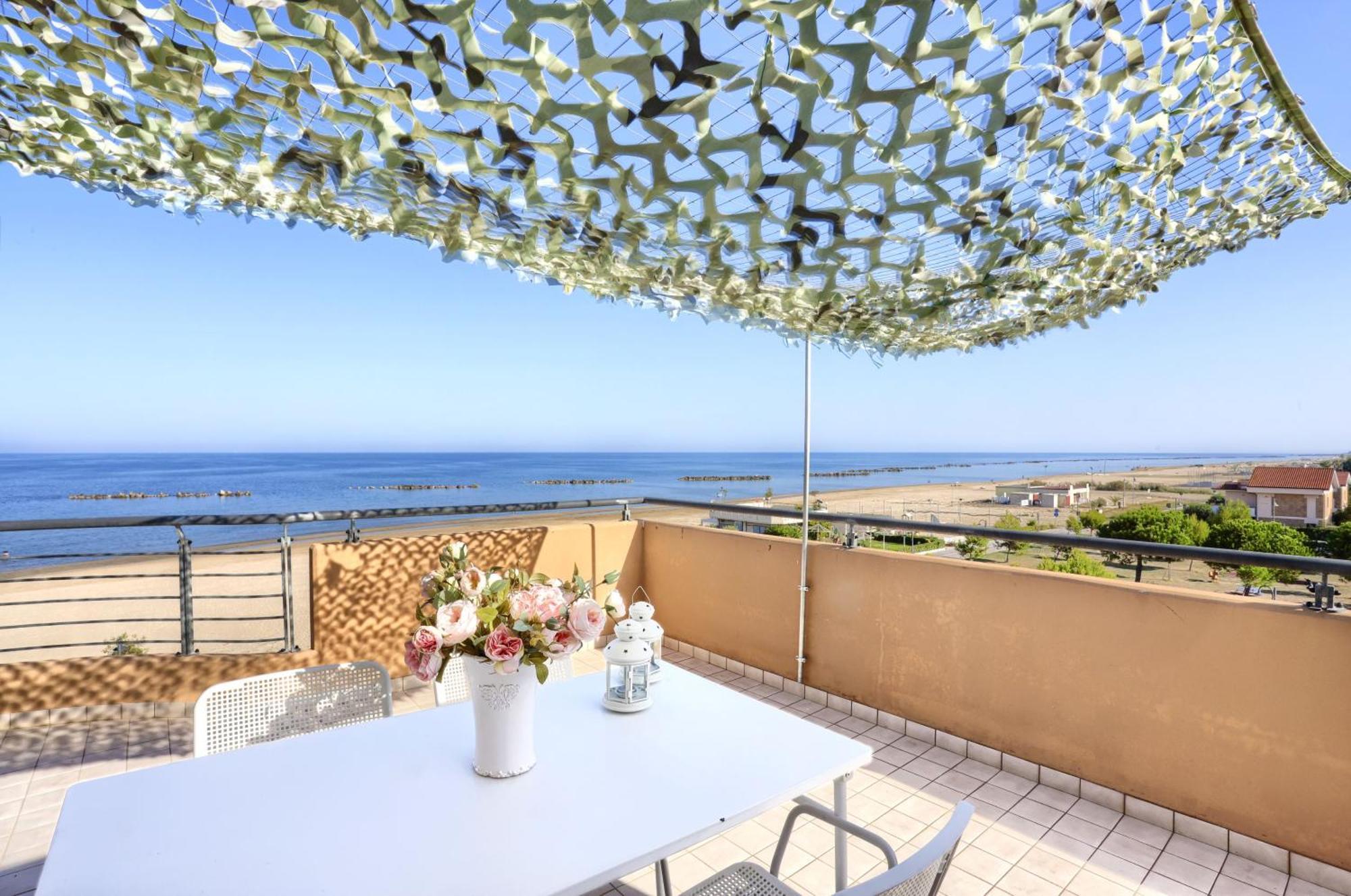 Mazzarosa Residence Roseto Degli Abruzzi Dış mekan fotoğraf